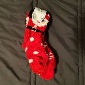 Claire’s Christmas fuzzy socks